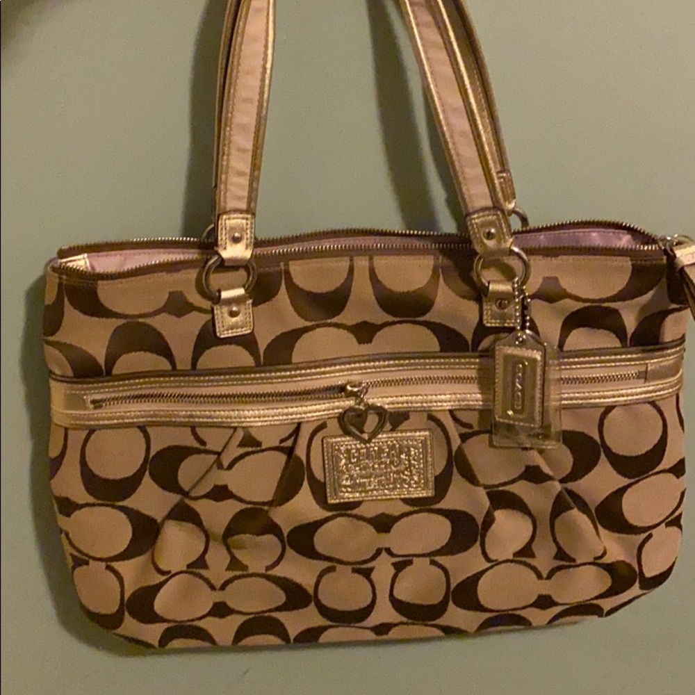 Coach Tote Bag with Heart Zipper (Never used/NWT)